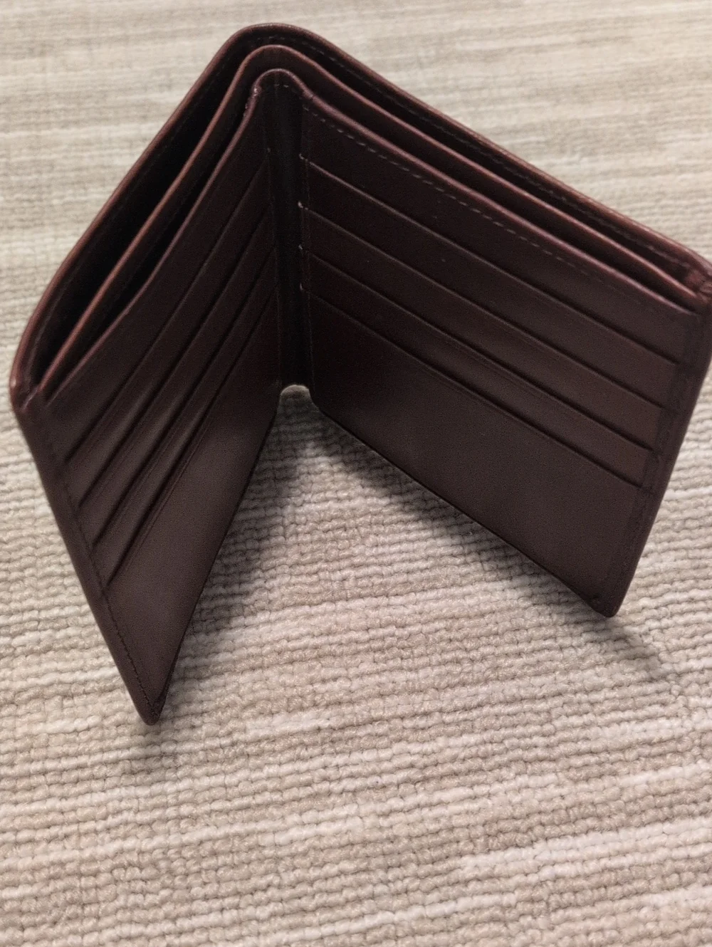 Classic Brown Leather Bi-Fold Wallet